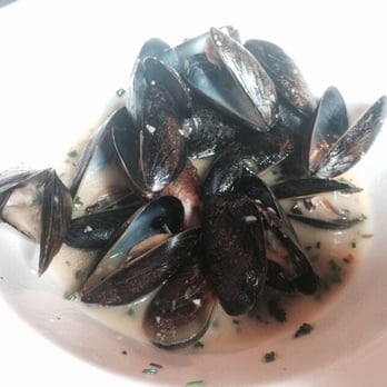 Mill House Brewing Company - Half way thru Beer Steamed Mussels - Breweries Near Me - Poughkeepsie, New York Mill House Brewing Company - Half way thru Beer Steamed Mussels - Breweries Near Me - Poughkeepsie, New York