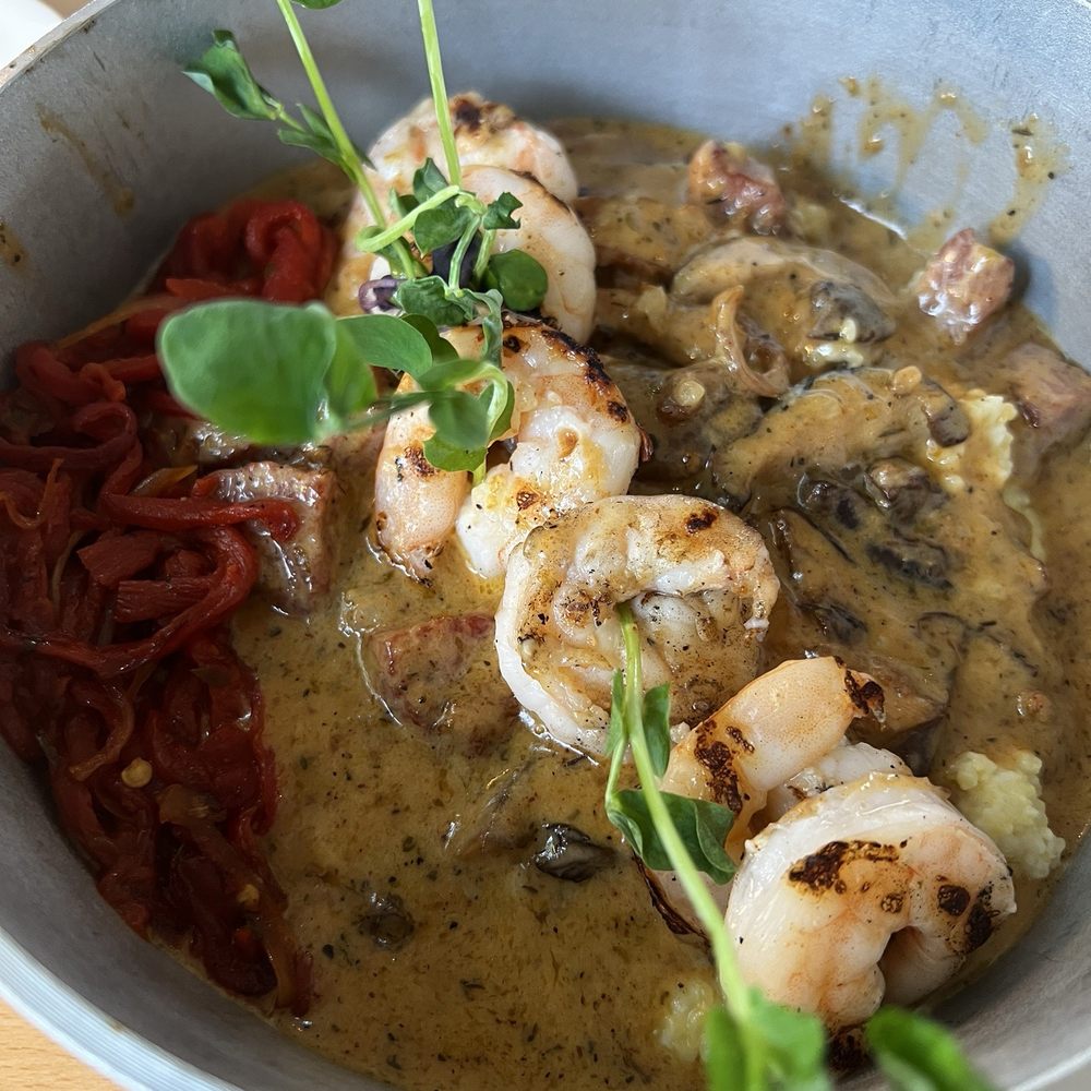 Paloma - Shrimp and grits - Cocktail Bars Near Me - Mooresville, North Carolina