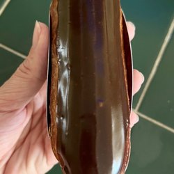 Colette Bakery - Eclair