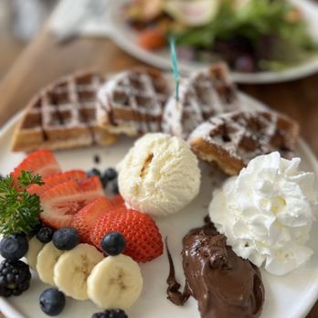 Lapisara Eatery - Sweet Dream - Breakfast & Brunch Near Me - San Francisco, California