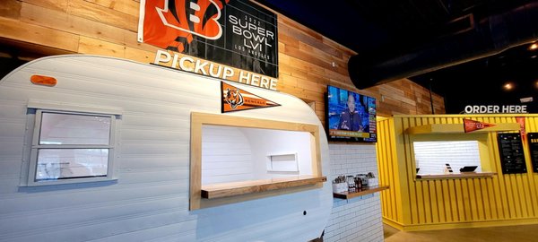 BANDITO Food Park + Cantina by null