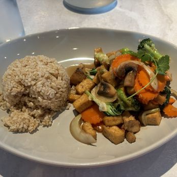 Ka Thai - Vegetable stir fry with fried tofu. - Thai Near Me - Dallas, Texas