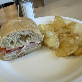Cafe Wren - Coffee & Tea Near Me - Luck, Wisconsin