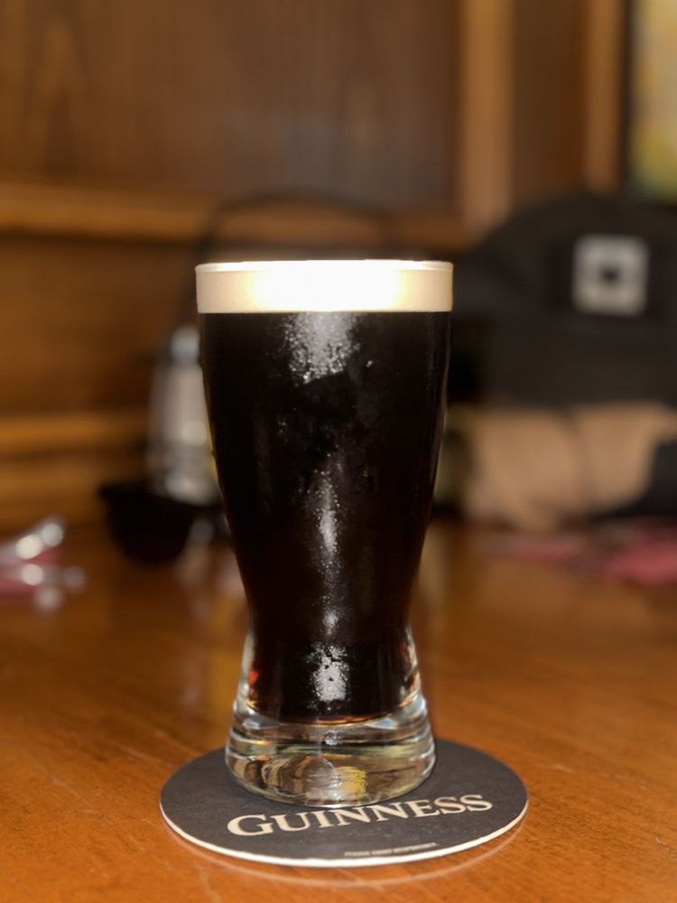 THE IRISH HARP PUB Updated May 2024 307 Photos & 211 Reviews 245