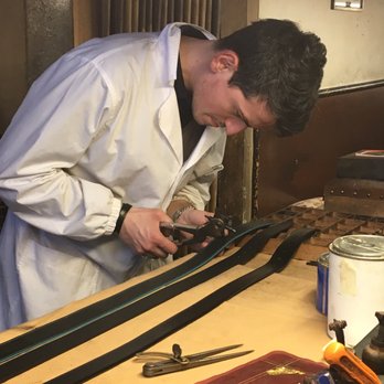 Scuola del Cuoio - Doing their thing with the belt we picked out. - Leather Goods Near Me - Florence, FI Scuola del Cuoio - Doing their thing with the belt we picked out. - Leather Goods Near Me - Florence, FI