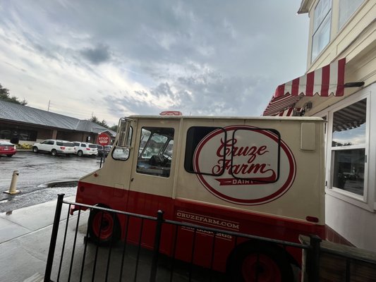 Cruze Farm Ice Cream - East Knoxville by null