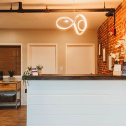 Freedom Massage - Reception