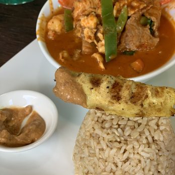 Thai Dishes MB - Thai Near Me - Manhattan Beach, California