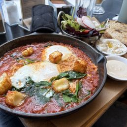 Halloumi Shakshuka Halloumi Shakshuka