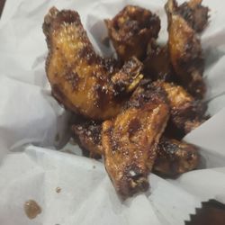 Three Levels lounge And Sports Bar - Honey jerk wings