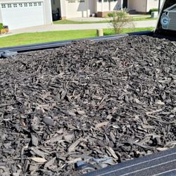 Cedar Creek Landscape Supply - Full bed of black mulch.