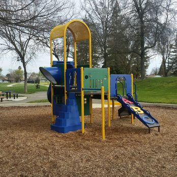 Florin Creek Park - Small Children  Playarea - Parks Near Me - Sacramento, California