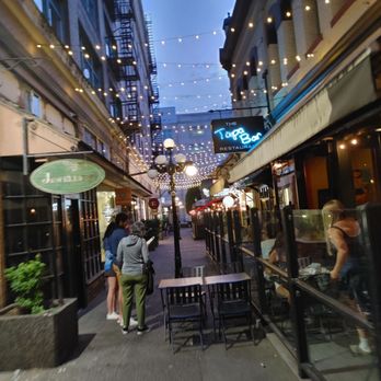 Trounce Alley - Landmarks & Historical Buildings Near Me