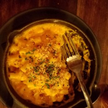 Dirty Bones - Baked smoked mac & cheese - Bars Near Me - London, XGL