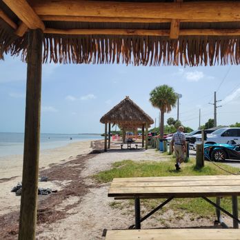 Veteran's Memorial Park - Parks Near Me - Big Pine Key, Florida
