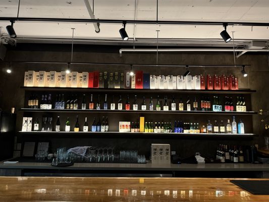 Muni Robata Izakaya by null