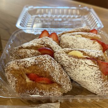 Cream Pan - Bakeries Near Me - Lomita, California Cream Pan - Bakeries Near Me - Lomita, California
