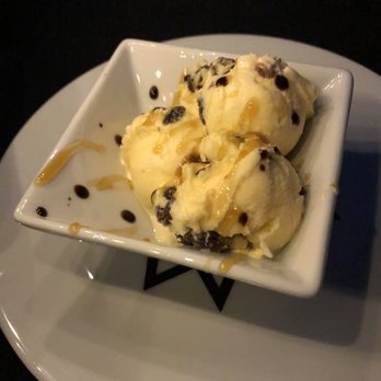 Penumbra - Free ice cream with checkin - Wine Bars Near Me - Chicago, Illinois
