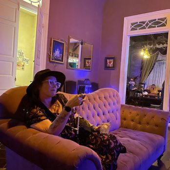 Potions Lounge - The sofas are luxurious and gorgeous. - Speakeasies Near Me - New Orleans, Louisiana Potions Lounge - The sofas are luxurious and gorgeous. - Speakeasies Near Me - New Orleans, Louisiana
