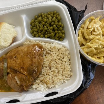 NOLA Munchies - Smothered pork chop plate - Soul Food Near Me - Metairie, Louisiana NOLA Munchies - Smothered pork chop plate - Soul Food Near Me - Metairie, Louisiana