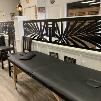 Hybiscus Tattoo and Piercing - Work area - Tattoo Near Me - Logan, Utah Hybiscus Tattoo and Piercing - Work area - Tattoo Near Me - Logan, Utah