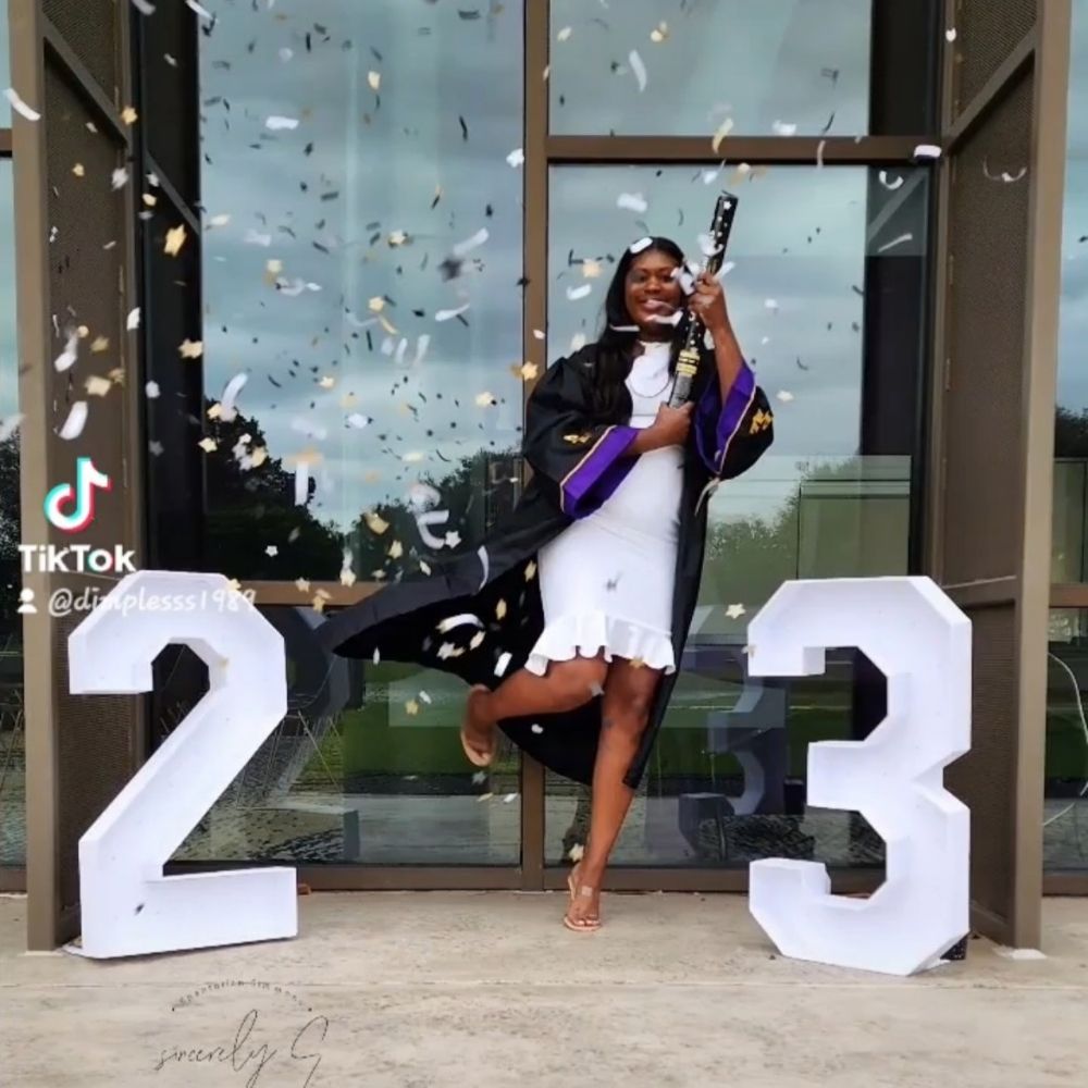 3C SITTING PRETTY CHAIR RENTAL Updated September 2024 Request a Quote 44 Photos 18 Mock