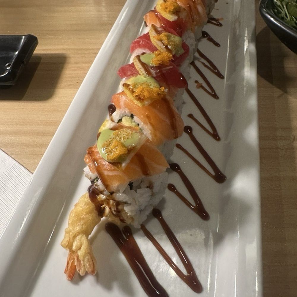 Mikomi Sushi - GOLDEN CALIFORNIA ROLL - Sushi Bars Near Me - Santa Monica, California Mikomi Sushi - GOLDEN CALIFORNIA ROLL - Sushi Bars Near Me - Santa Monica, California