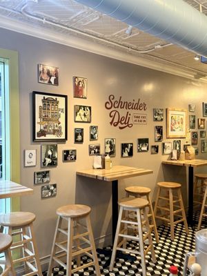 Schneider Deli River North by null