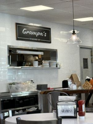 Grampa's Restaurant by null