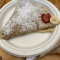 #15 crepe - bananas, strawberries, and Nutella. Delicious!
