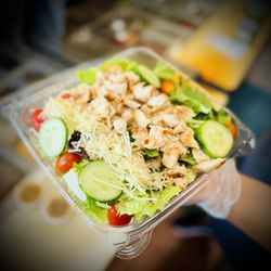Fresco Foodworks - Caesar Chicken Salad