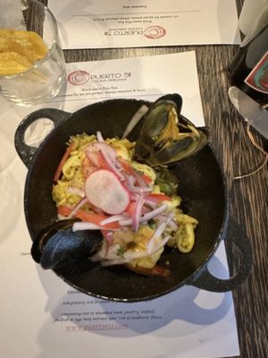 Puerto 511 Cocina Peruana by null