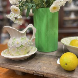 Farmyard Primitives & Antiques 