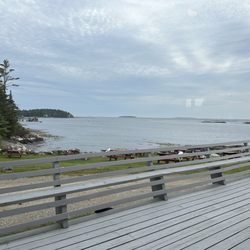 Anna's Water's Edge Restaurant
