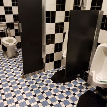 Silver Diner - "So fresh and so clean clean" - Diners Near Me - McLean, Virginia