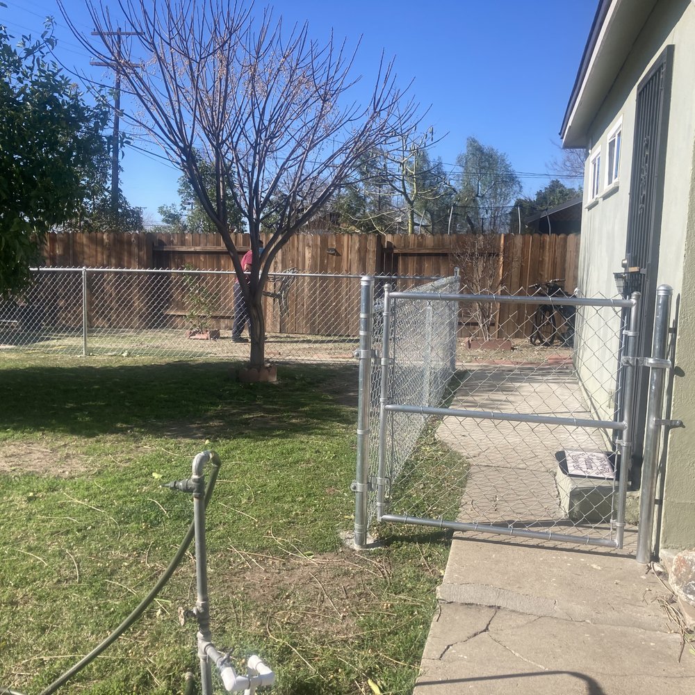 Fence R Us - Fences & Gates Near Me - Montclair, California Fence R Us - Fences & Gates Near Me - Montclair, California