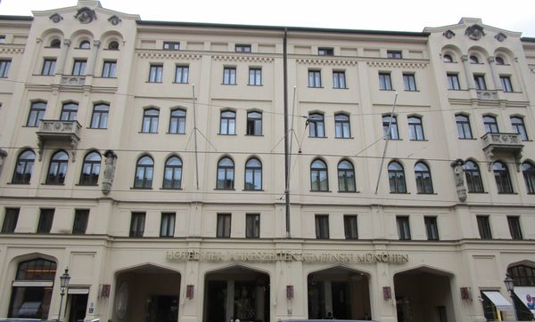 Hotel Vier Jahreszeiten Kempinski München by null