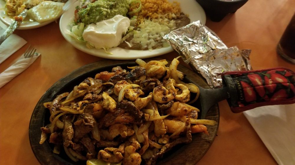 DE LA PAZ MEXICAN RESTAURANTE 15 Photos & 45 Reviews Mexican 3017