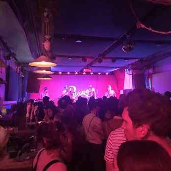 Pianos - Bars Near Me - New York, New York