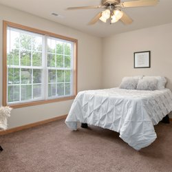 Brooklyn Heights Apartments - 1 or 2 Bedrooms per Unit