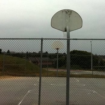 Preston Park - Parks Near Me - Marina, California