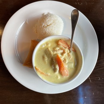 Ekamai - Yellow Curry - Thai Near Me - Salt Lake City, Utah