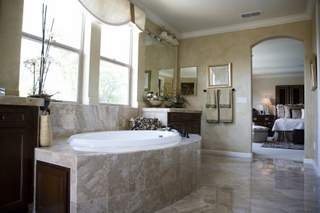 Slide of Full Service USA