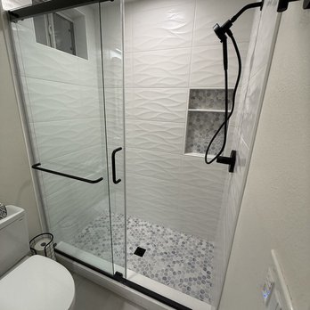Better Bath Remodeling - Guest Bath1 - General Contractors Near Me - Tempe, Arizona