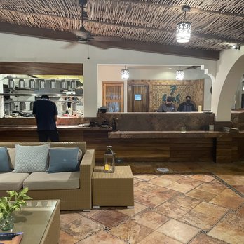7 Seas - Bar and waiting lobby - Seafood Near Me - San José del Cabo, BCS 7 Seas - Bar and waiting lobby - Seafood Near Me - San José del Cabo, BCS