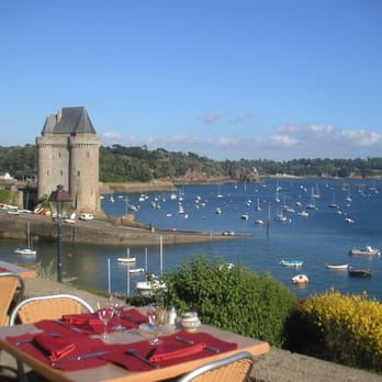 La Corderie - sur la terrasse du restaurant La Corderie - French Near Me - Saint Malo, 35 La Corderie - sur la terrasse du restaurant La Corderie - French Near Me - Saint Malo, 35