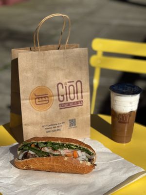 Gion Banh Mi & Tea by null