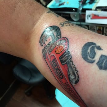 Iron Mountain Tattoo - Tattoo Near Me - Redding, California Iron Mountain Tattoo - Tattoo Near Me - Redding, California
