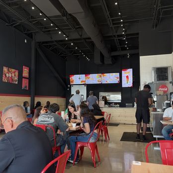 Bj Hot Chicken - Dining room - Chicken Wings Near Me - Nashville, Tennessee Bj Hot Chicken - Dining room - Chicken Wings Near Me - Nashville, Tennessee