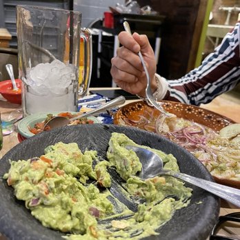 Mariscos El Buchon - Guacamole - Seafood Near Me - Carlsbad, New Mexico Mariscos El Buchon - Guacamole - Seafood Near Me - Carlsbad, New Mexico
